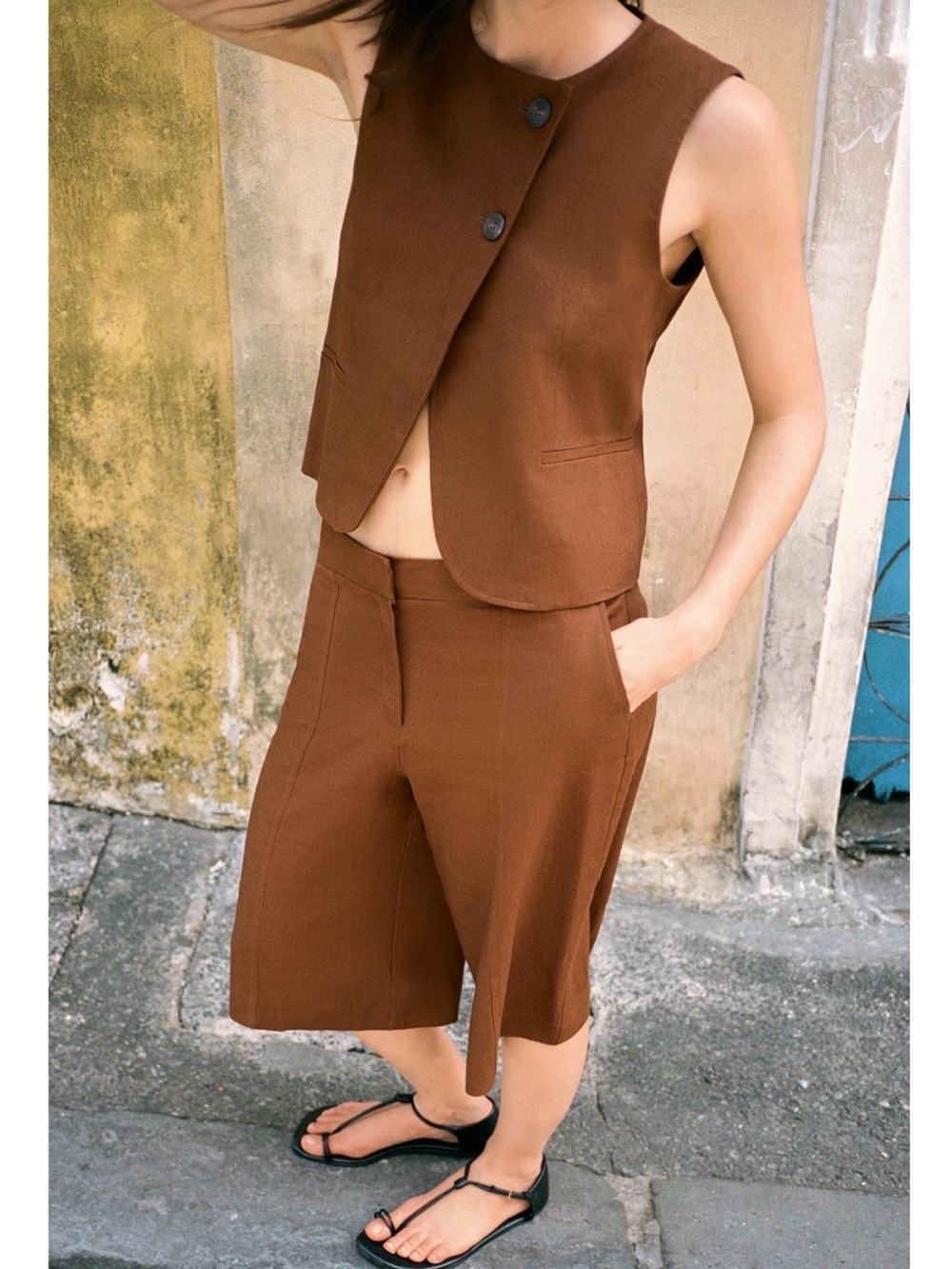 Zara Brown Tailored Bermuda Shorts